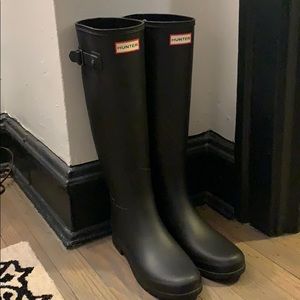 BRAND NEW Hunter Rain Boots